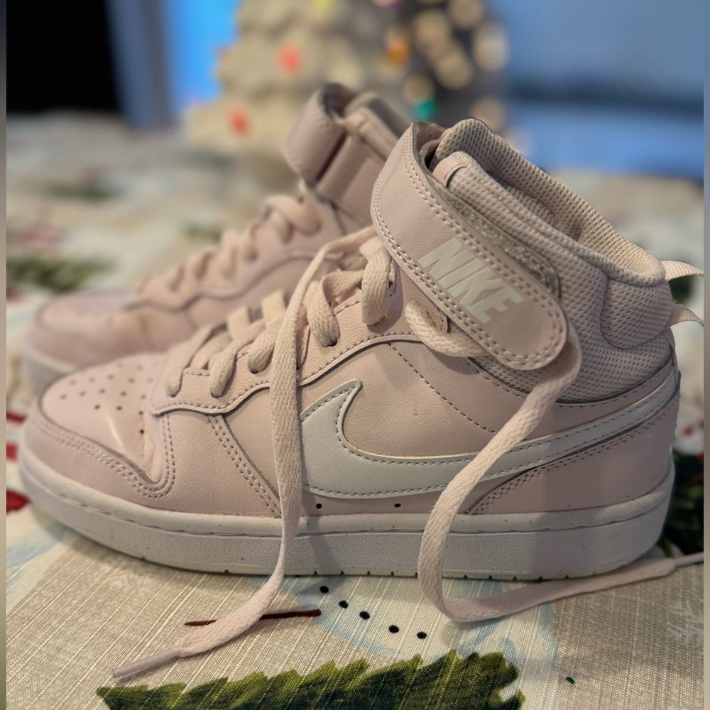 Nike Court Borough Mid 2 Light Pink Girls 4Y